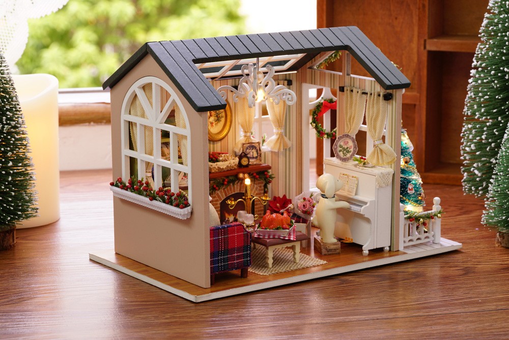 CUTEROOM DIY Wooden House Furniture Handcraft Miniature Box Kit - Holiday Time CUTEROOM DIY Wooden House Furniture Handcraft Miniature Box Kit - Holiday Time