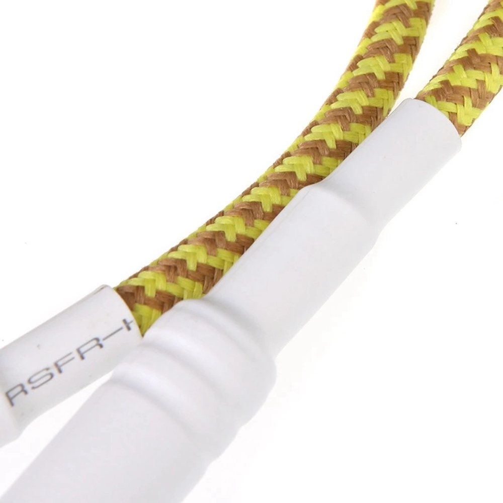 Electric guitar line 6.35or gold braided mesh 5 meters. Electric guitar line 6.35or gold braided mesh 5 meters.