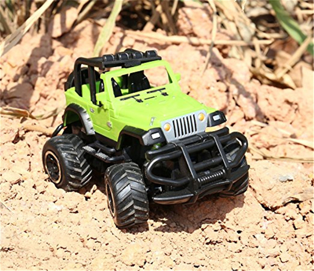 1:43 Remote Control Off-road Vehicle SUV Toy