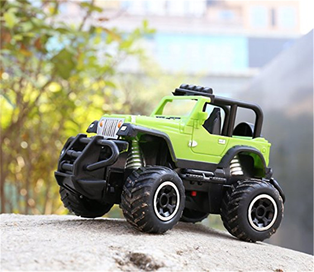 1:43 Remote Control Off-road Vehicle SUV Toy