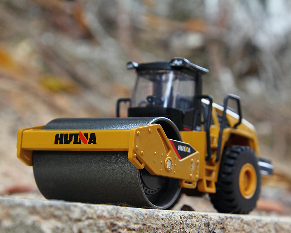 1:50 Alloy Excavator Engineering Metal Die Casting Car Truck Funny Gift 1:50 Alloy Excavator Engineering Metal Die Casting Car Truck Funny Gift