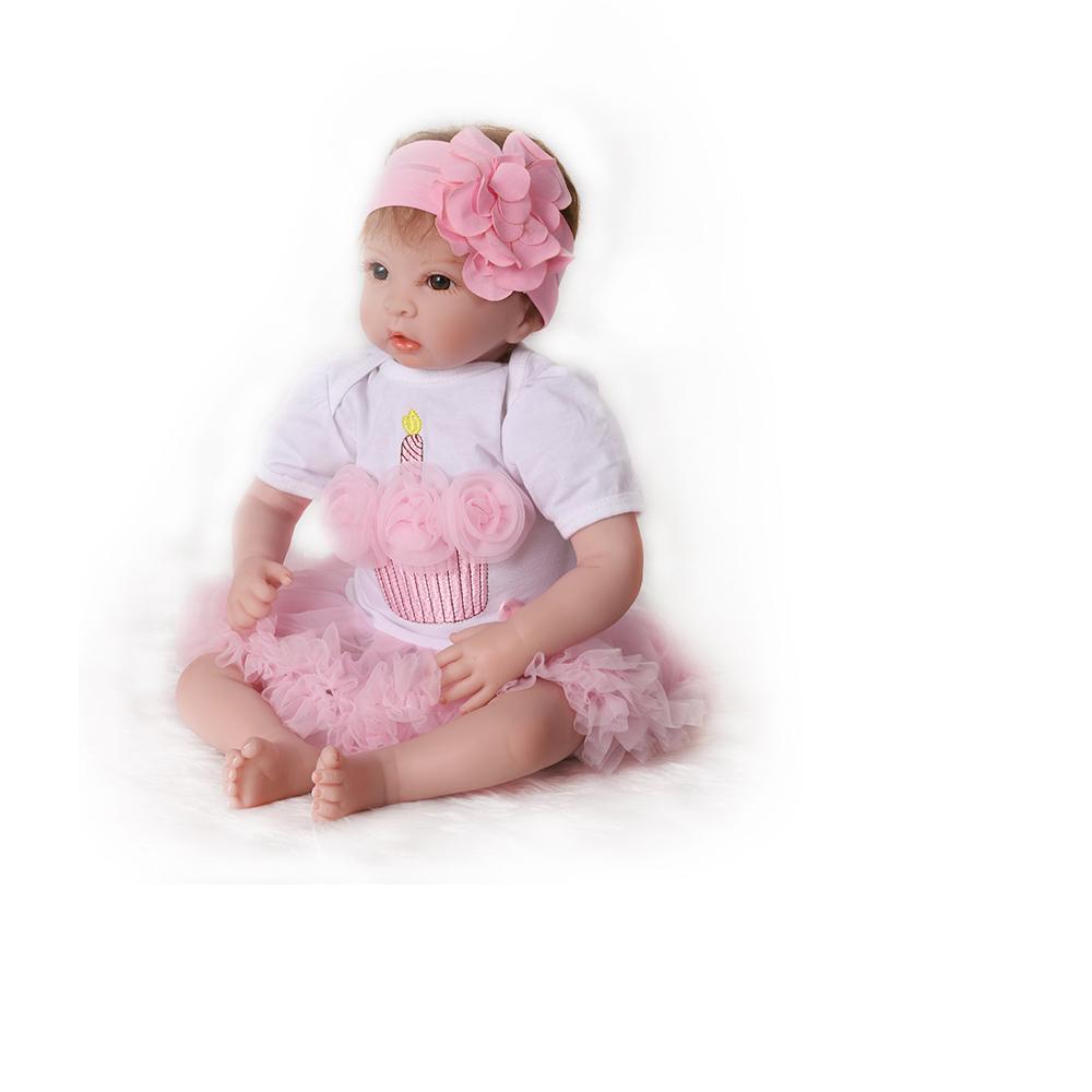22 inch Real Life Soft Vinyl Silicone Reborn Baby Doll with Clothes
