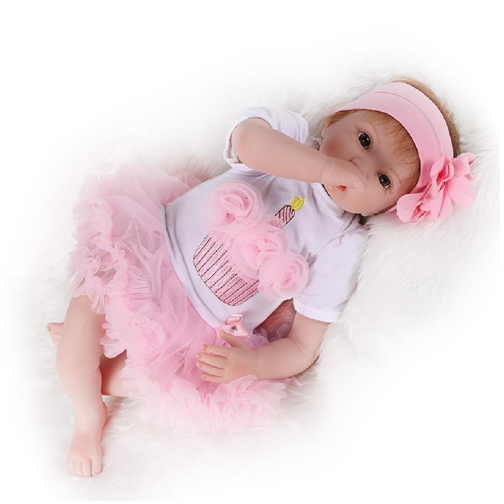 22 inch Real Life Soft Vinyl Silicone Reborn Baby Doll with Clothes