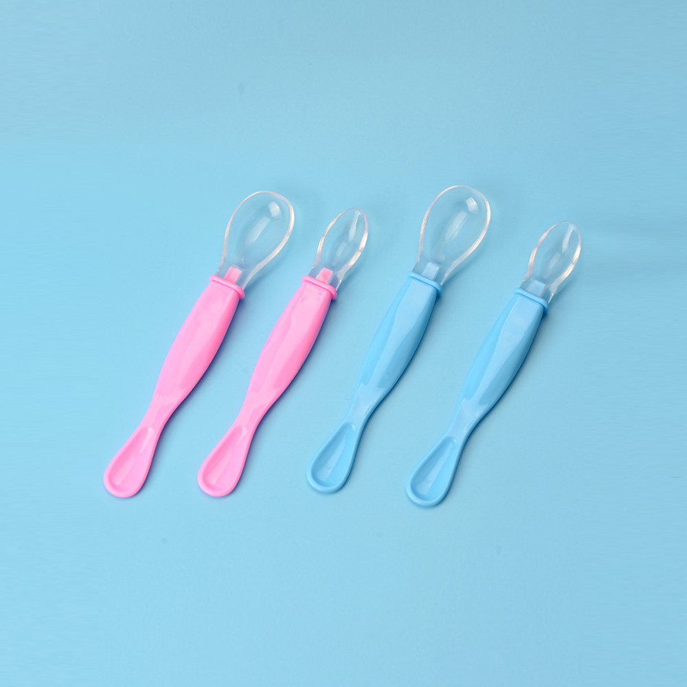 2Pcs Silicone Baby's Spoon Set Cute Solid Design Baby Spoon Set Baby Product