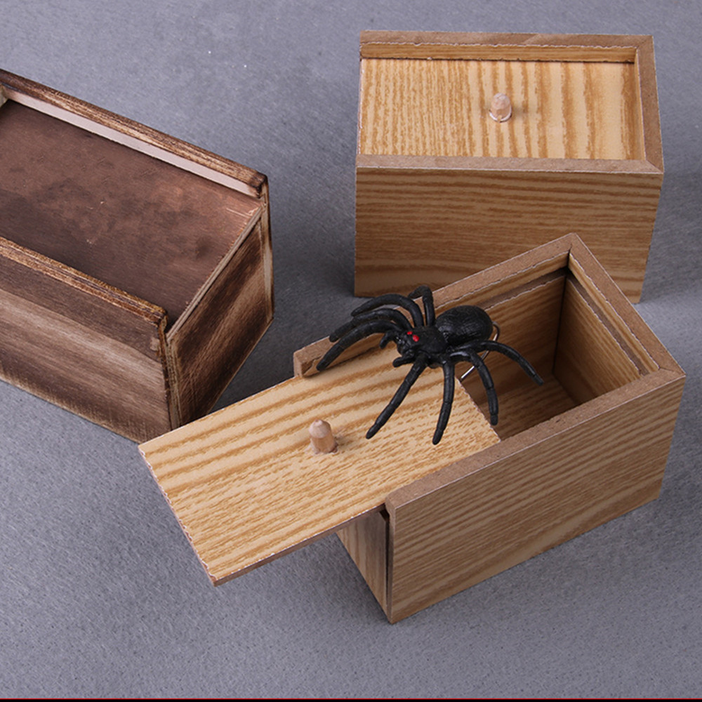 Funny toys Surprise Box Spider Bite in Wooden Box Practical Funny Joke Prank Toy