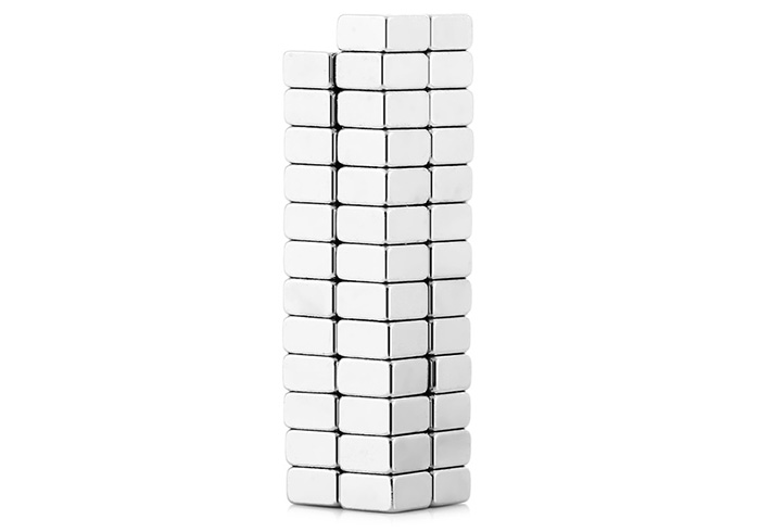 50Pcs 5 x 5 x 5mm N38 Strong NdFeB Square Magnet Birthday DIY Intelligent Gift 50Pcs 5 x 5 x 5mm N38 Strong NdFeB Square Magnet Birthday DIY Intelligent Gift