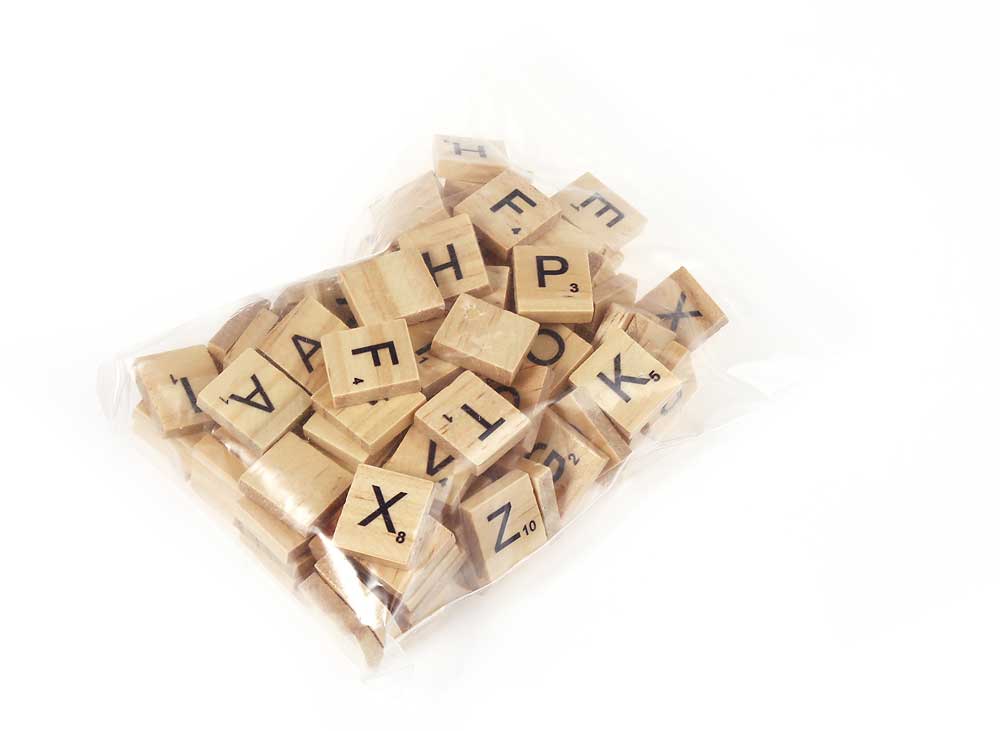 Wooden Scrabble Tiles Capital Letters Board Toy 100pcs