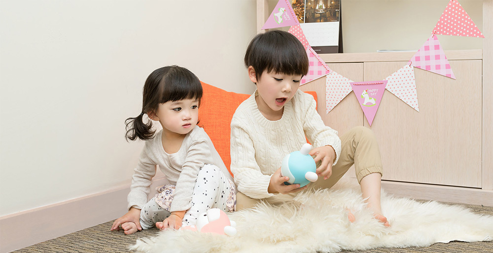 Xiaomi MITU Mini Story Teller Robot Machine for Kids 1pc Xiaomi MITU Mini Story Teller Robot Machine for Kids 1pc